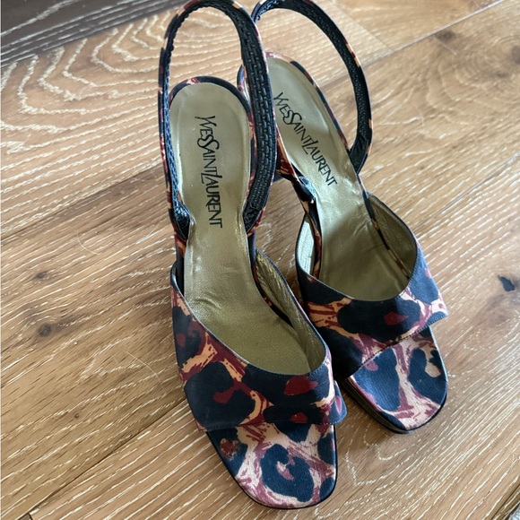 Yves Saint Laurent cheetah print heels sling back - Picture 11 of 12